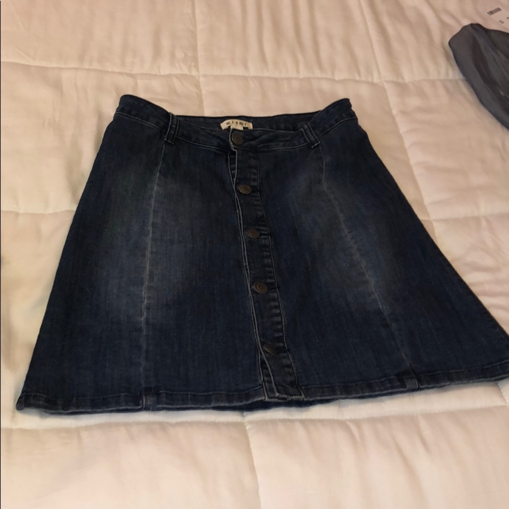 LIGHTLY USED button up denim skirt